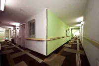Leju Express Hotel