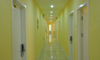 Wode Aladdin Hotel (Qilu Hospital Baotu Spring)