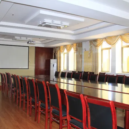 7 Days Premium Hotel (Heze Huanghe Road)