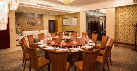 Dunhuang Silk Road Yiyuan Hotel Отели рядом с достопримечательностью «The Western Thousands Buddha Grottoes»