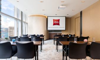 ibis Hong Kong Central and Sheung Wan Hotel