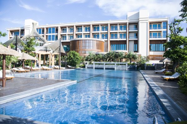 吴川鼎龙湾酒店