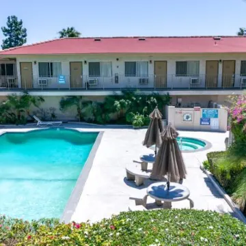 California Suites Hotel Hotels near Green Flash Brewery