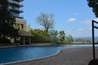 Lvcheng Lanwan Holiday Hotel - Romantic