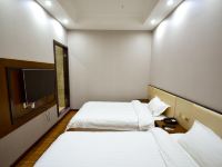 武汉2099主题酒店 - 标准双床房