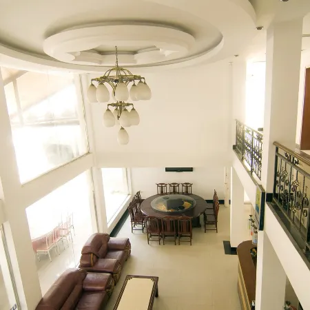 Ezhou Ludao Fishing Village Hotel