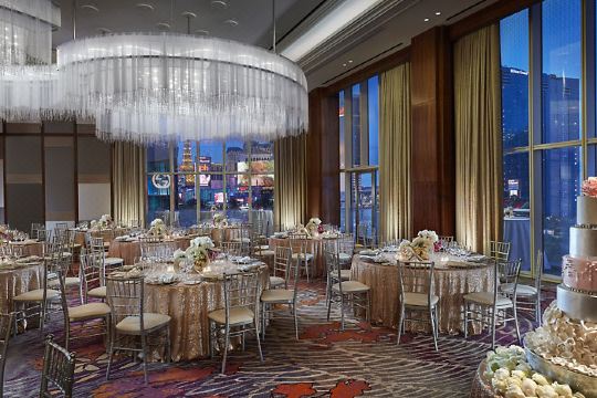 6. 월도프 아스토리..