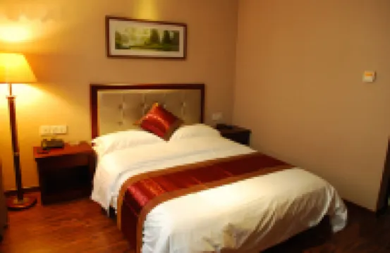 Duchang Huafeng Hotel