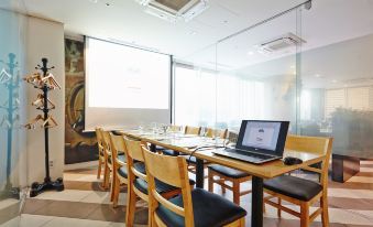 Days Hotel by Wyndham Seoul Myeongdong