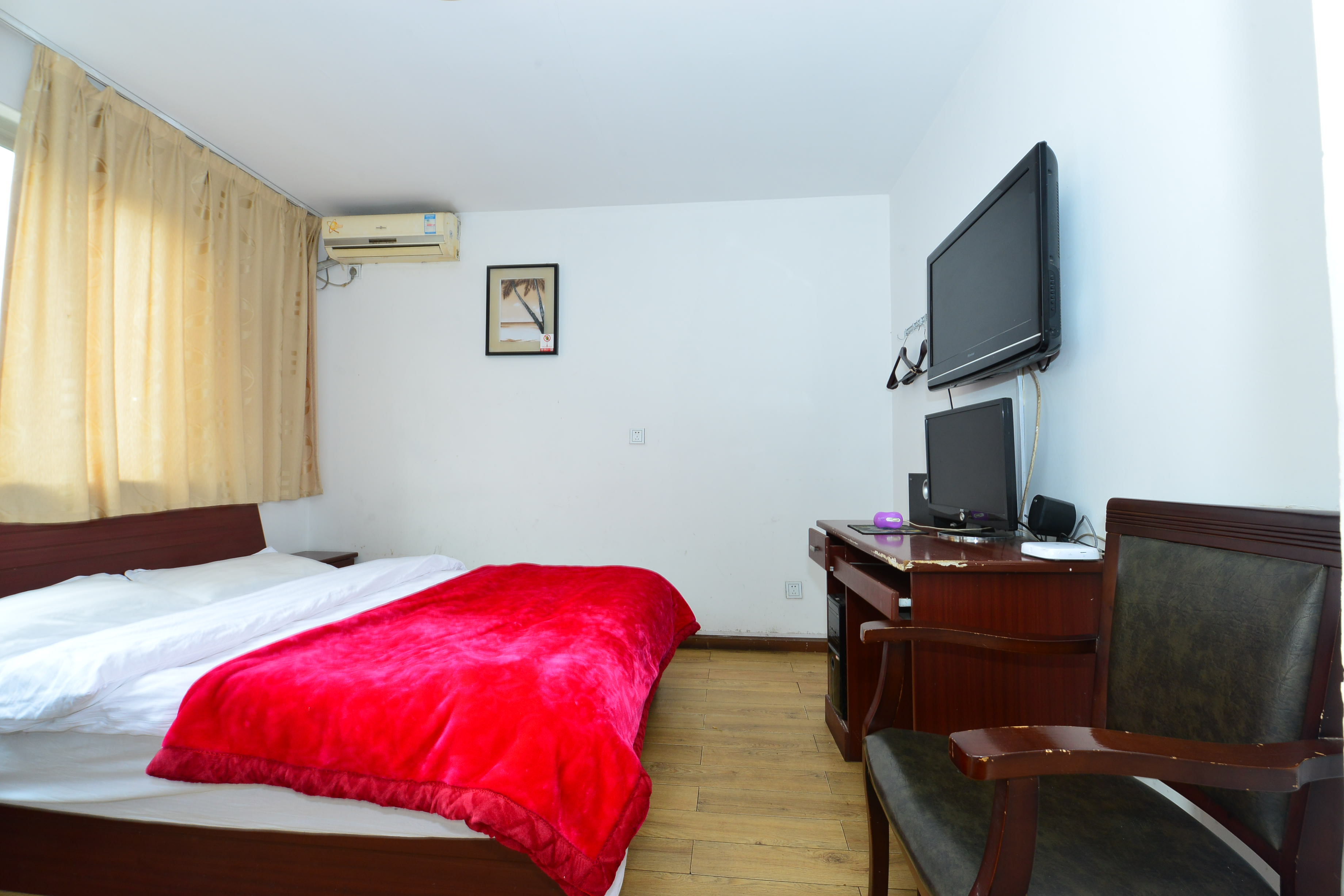 Liangjingjing HotelOver view