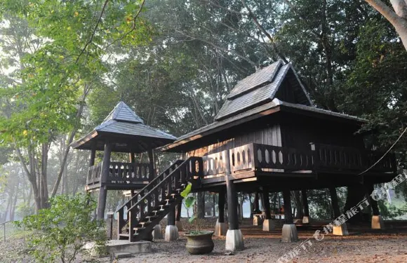 西帕温泉度假村