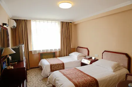 Leyou Hotel(Beijing Jinsong Panjiayuan Metro Station)