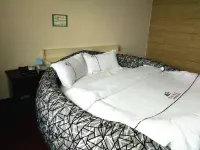 Langxin Hotel Hotels in Xinning