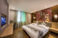 Weiwei Hotel - 2-Star