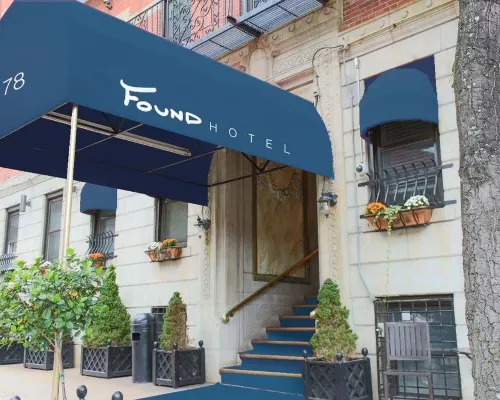 Hotel Ivy Boston Common Отели рядом с достопримечательностью «Дом Штата Массачусетс»