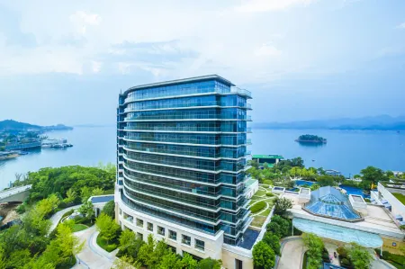 1000 Island Lake Greentown Resort Hotel Отели рядом с достопримечательностью «Hubin Park»