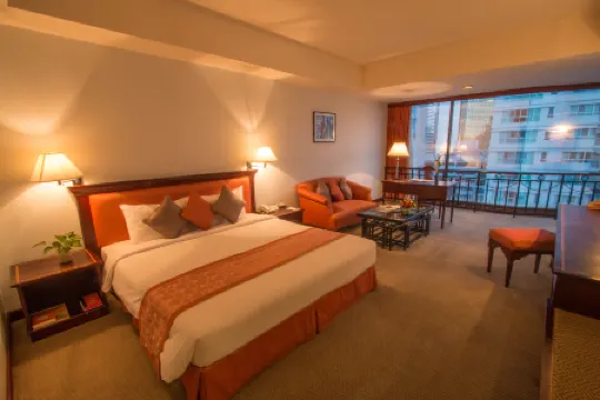 タイパン ホテル