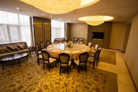 West Hot Spring Resort - servizio colazione