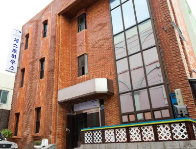 Jeju Masil Guesthouse Hotels near Jeju Intercity Bus Terminal