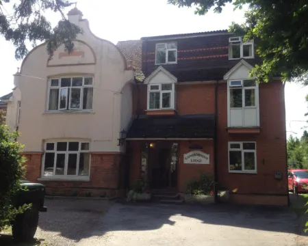 Gainsborough Lodge Hotels in Horley