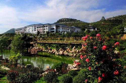 Yizhengyuan Hotel - Mountain view
