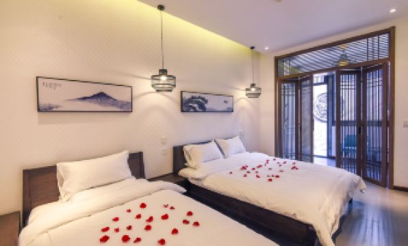 Elsewhere Hotel Inn North Street Branch