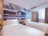 杭州下沙亚朵酒店 - 高级双床房