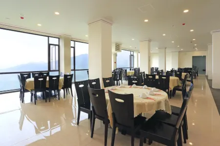 Tai-An Cingjing Hostel Отели рядом с достопримечательностью «Wangyou Forest»