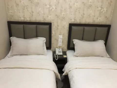 Eatern Hotel Hotel dekat Masjid AN-NUR Blok 4, Baloi, Batam