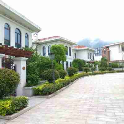 信陽雞公山依雲森林温泉酒店 Hotel Exterior