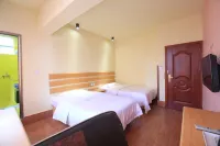 Longwenhua Express Hotel - pet friendly
