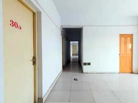 Changyuan Yiju Hotel Отели рядом с достопримечательностью «Ruyi Garden»