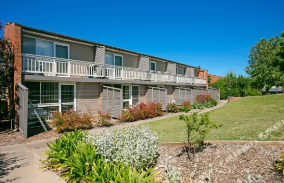 巴瑟斯特開間公寓