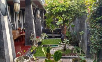 Puri Minggiran Guest House