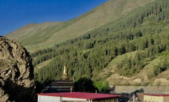 Pengcuolinka Tibet Homestay