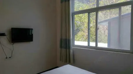 No.27 Luohe Nongjiale