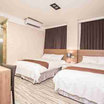 皇家玫瑰旅館站前館 Rooms