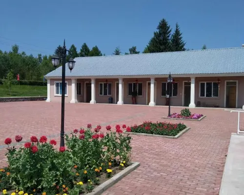 Wuying Taoyuan Mountain Villa Hotels in Fenglin County