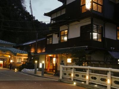 施設外観 城崎温泉 お宿 白山 花まんだらの写真