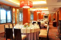 รีสอร์ทน้ำพุร้อนนานาชาติเขาวูกง รงหยวน - พร้อมอาหารเช้า