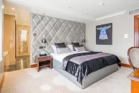 Radisson Blu Hotel, London Heathrow Hotels in London
