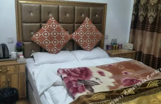 類烏齊鑫川賓館