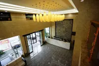 Naya Zhengxu Holiday Hotel