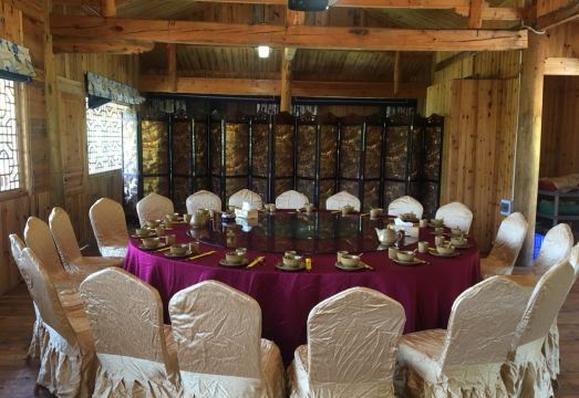 Fengxiang Yaozhai Hotel Hotel Overview