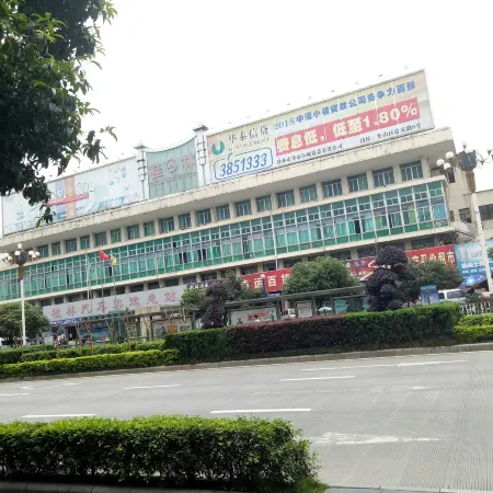 Linfeng Inn (Guilin Railway Station Liangjiang Sihu Branch)