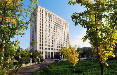 NEU International Hotel Hotels near Luoshiquan Ecological Park (South to Hongyang Apartment)