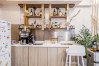 Leisure· River View Loft Suites Hotel (Qiaokou Road Metro Branch, Yuexiu Fortune Center) - bar