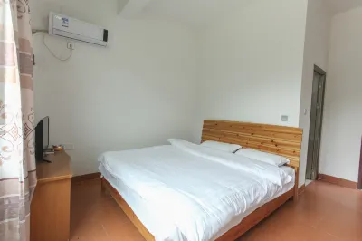 Nanjing Binshui Inn Hotels near Longshan Town Railway Station
