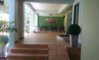 Smile Mansion