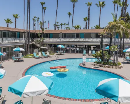Kings Inn Hotels in San Diego